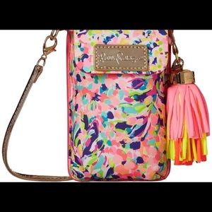 Lilly Pulitzer carry it Crossbody🛍 NWT
